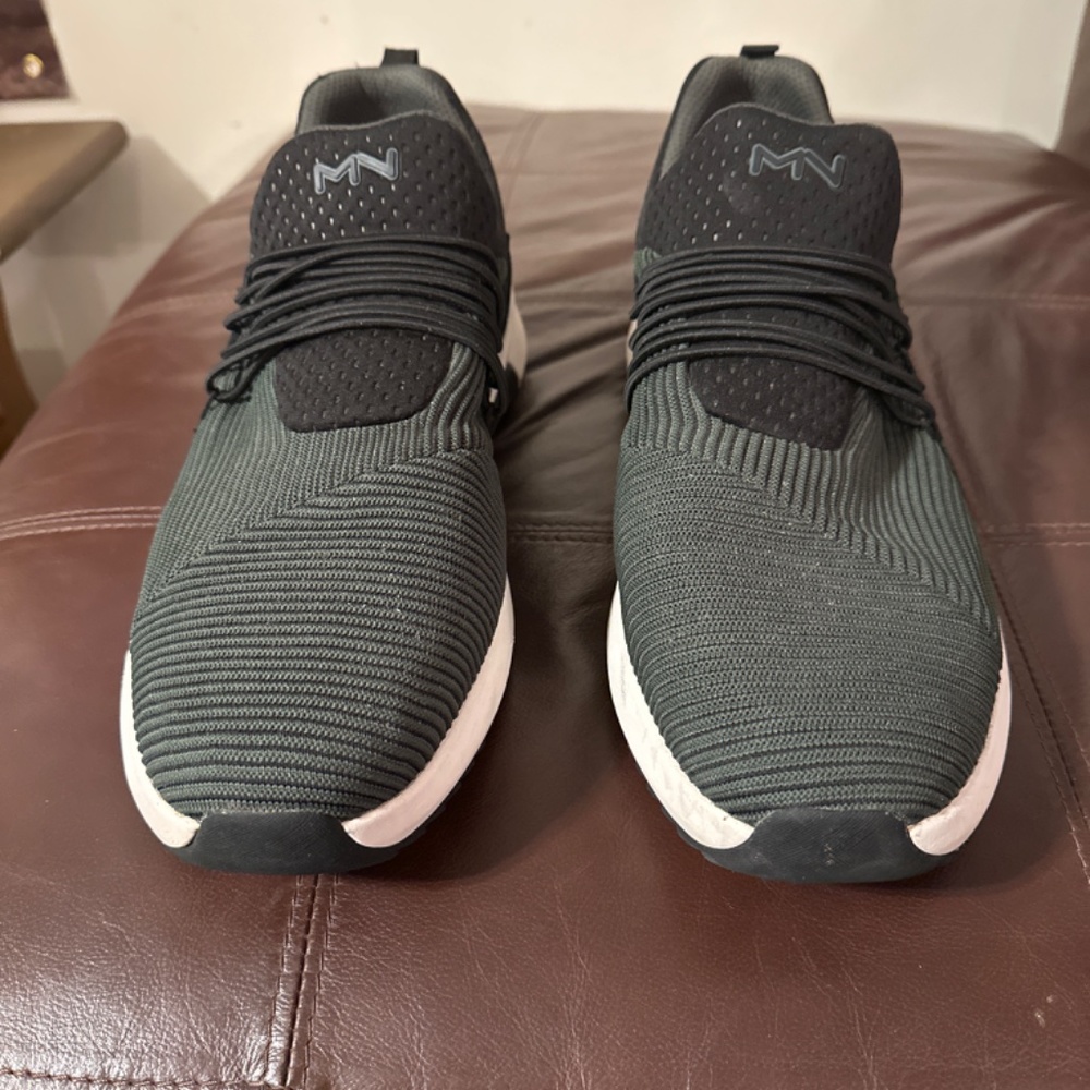 Shoes - Picture 2 of 2